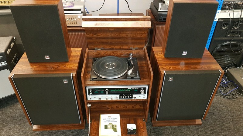 VINTAGE ANALOG STEREO SYSTEMS 